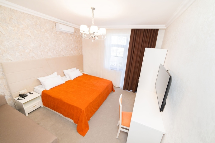 Imagen de la habitación del Hotel Rinn Rise. Foto 4