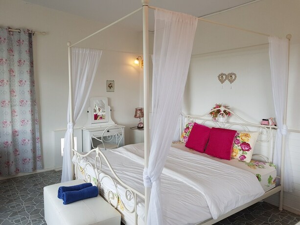 Imagen de la habitación del Hotel Rinnapat Khao Kho. Foto 14