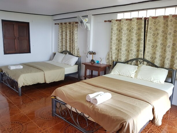 Imagen de la habitación del Hotel Rinnapat Khao Kho. Foto 22