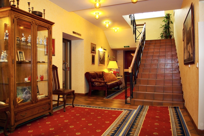 Imagen de los interiores del Hotel Rinno. Foto 13