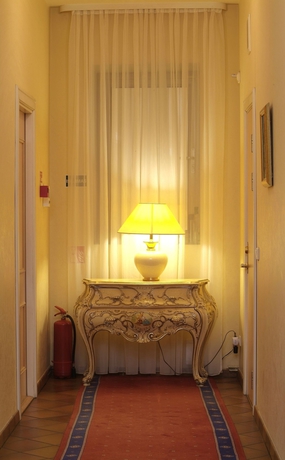 Imagen de los interiores del Hotel Rinno. Foto 15