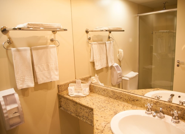 Imagen de la habitación del Hotel Rio Aeroporto Galeão. Foto 18