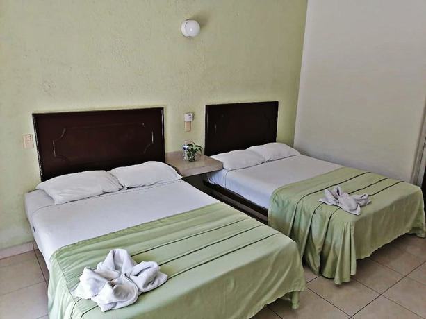 Imagen de la habitación del Hotel Rio Balsas. Foto 2