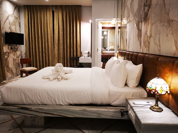 Imagen de la habitación del Hotel Rio Benaras. Foto 5