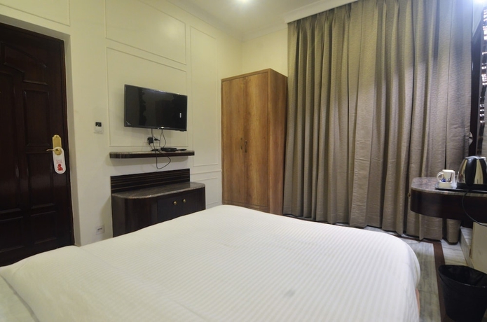 Imagen de la habitación del Hotel Rio Benaras. Foto 8