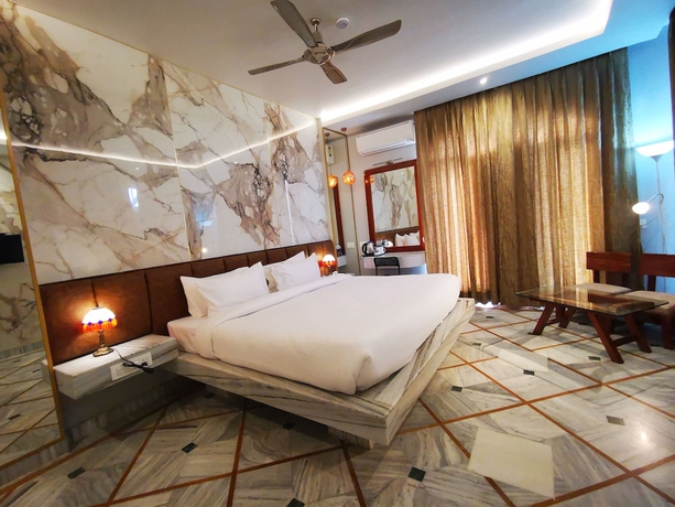 Imagen de la habitación del Hotel Rio Benaras. Foto 13