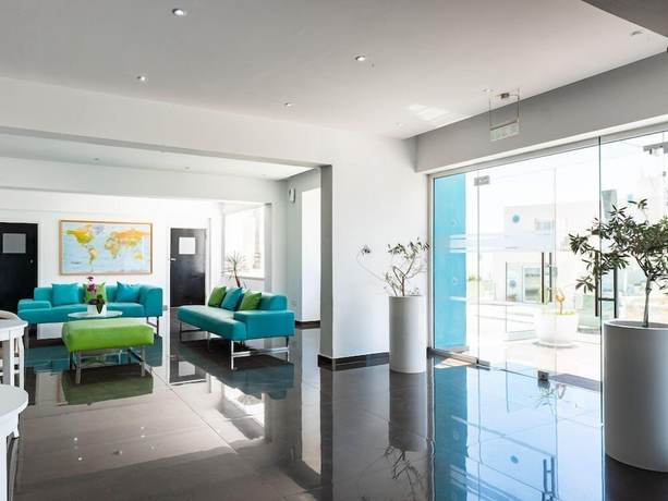 Imagen de los interiores del Hotel Rio Gardens. Foto 15