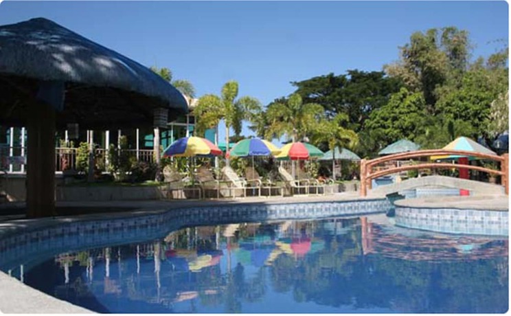 Imagen de la piscina del Hotel Rio Grande De Laoag Resort. Foto 16