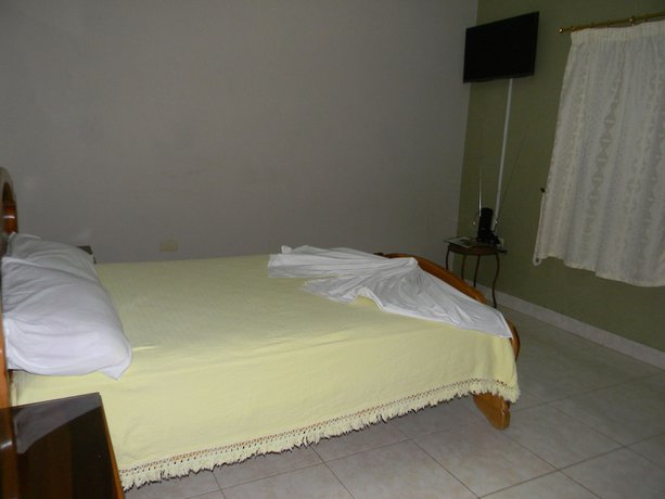 Imagen de la habitación del Hotel Rio Guayas. Foto 8