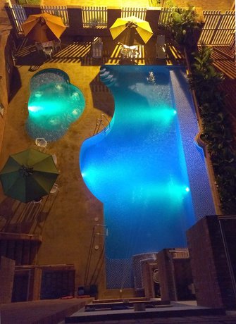Imagen de la piscina del Hotel Rio Humadea. Foto 20