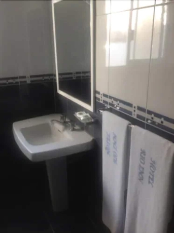 Imagen de la habitación del Hotel Rio Inn, Veracruz. Foto 6