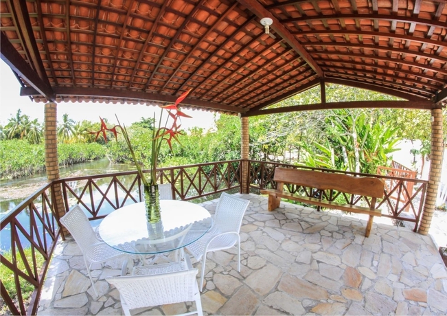 Imagen de los exteriores del Hotel Rio Mar. Foto 12