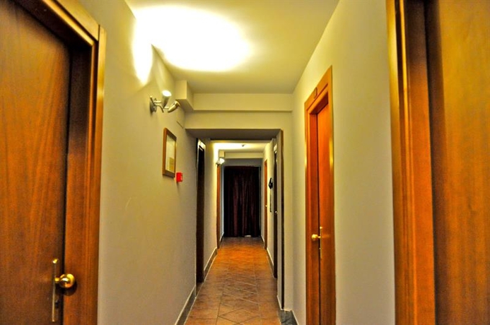 Imagen general del Hotel Rio, Milán. Foto 10