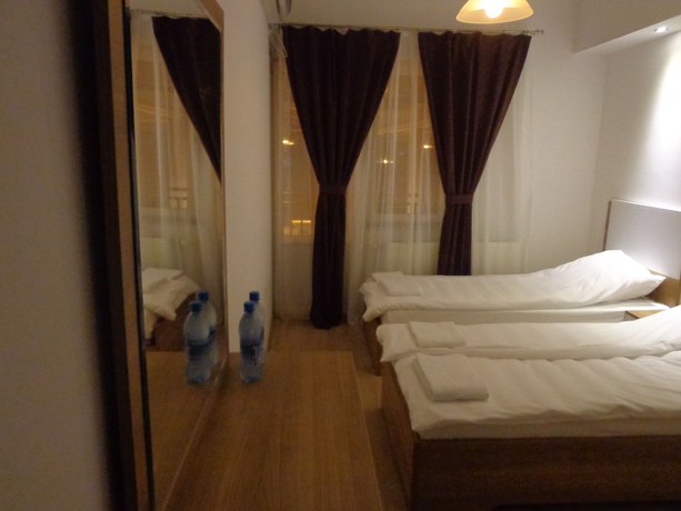 Imagen de la habitación del Hotel Rio, Pristina. Foto 5