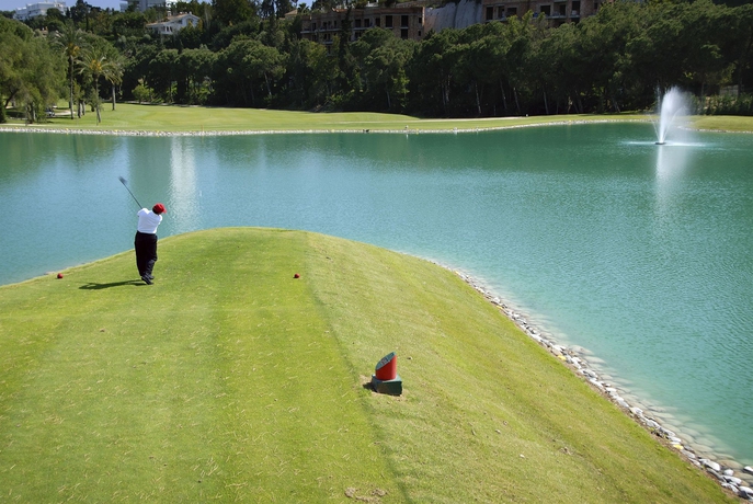 Imagen de los exteriores del Hotel Rio Real Golf Wellness. Foto 9