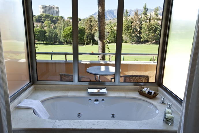 Imagen de la habitación del Hotel Rio Real Golf Wellness. Foto 6