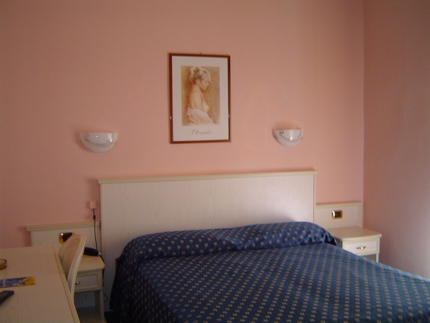 Imagen de la habitación del Hotel Rio, San Remo. Foto 6
