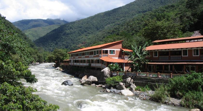 Imagen general del Hotel Rio Selva Resort. Foto 1