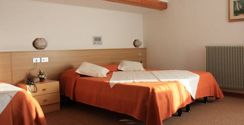 Imagen de la habitación del Hotel Rio, Strembo. Foto 5