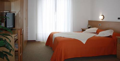 Imagen de la habitación del Hotel Rio, Strembo. Foto 6