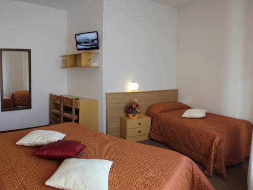 Imagen de la habitación del Hotel Rio, Strembo. Foto 7