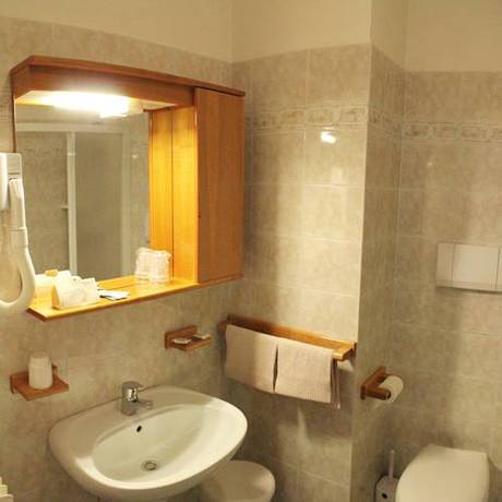 Imagen de la habitación del Hotel Rio, Strembo. Foto 9