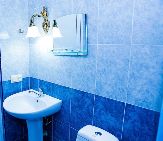 Imagen de la habitación del Hotel Rio, Tbilisi. Foto 6