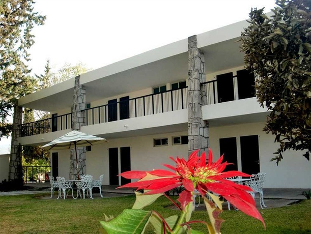 Imagen de los exteriores del Hotel Rio Tequisquiapan. Foto 10