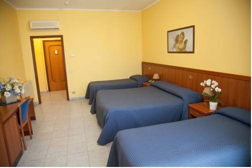 Imagen de la habitación del Hotel Rio, Vasto. Foto 10