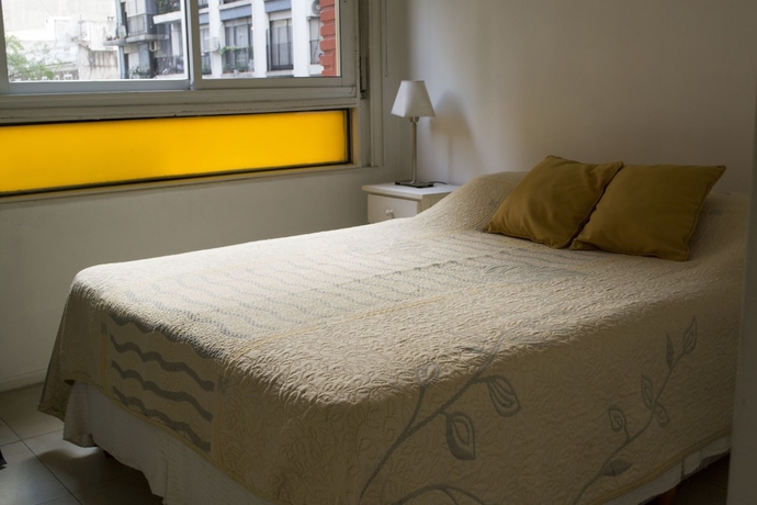 Imagen de la habitación del Hotel Riobamba 489 By Castillo Argentina. Foto 4