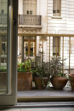 Imagen de la habitación del Hotel Riobamba 489 By Castillo Argentina. Foto 7