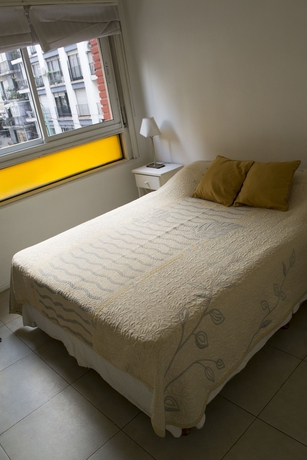 Imagen de la habitación del Hotel Riobamba 489 By Castillo Argentina. Foto 8