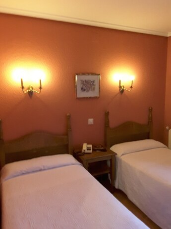 Imagen general del Hotel Riodeva. Foto 5