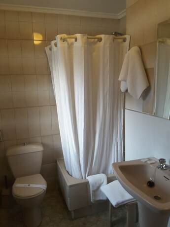 Imagen general del Hotel Riodeva. Foto 10