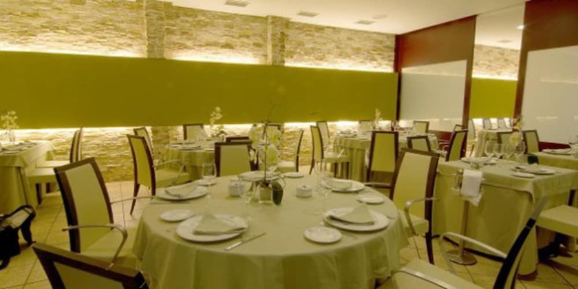 Imagen del bar/restaurante del Hotel Rioja. Foto 9
