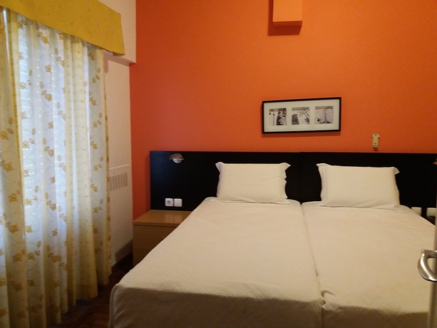 Imagen de la habitación del Hotel Riomar. Foto 15