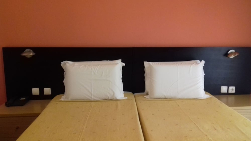 Imagen de la habitación del Hotel Riomar. Foto 16