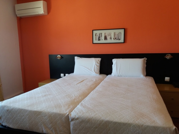 Imagen de la habitación del Hotel Riomar. Foto 17