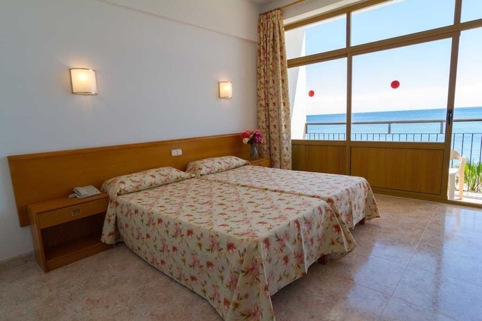 Imagen de la habitación del Hotel Riomar, Ibiza, A Tribute Portfolio. Foto 2