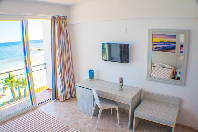 Imagen de la habitación del Hotel Riomar, Ibiza, A Tribute Portfolio. Foto 7