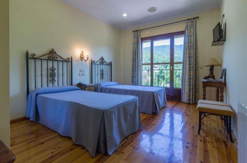 Imagen de la habitación del Hotel Riopar Spa. Foto 19