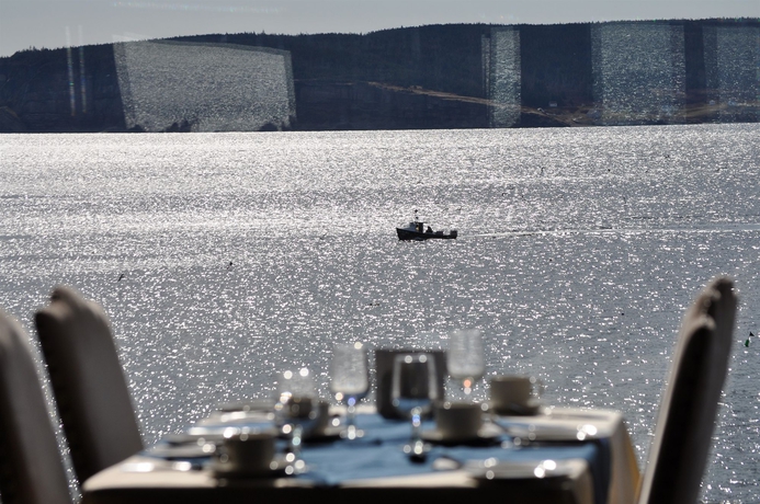 Imagen del bar/restaurante del Hotel Riotel Perc&eacute;. Foto 2