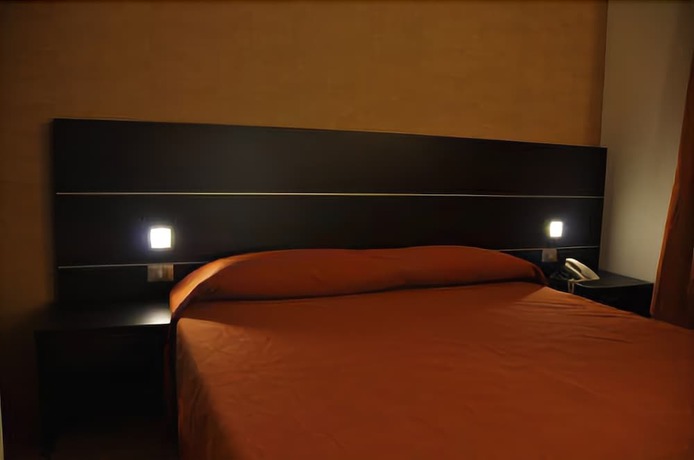 Imagen de la habitación del Hotel Rioverde. Foto 2