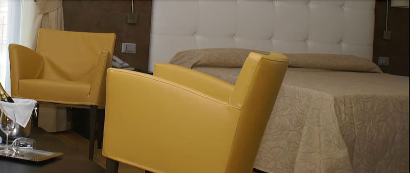 Imagen de la habitación del Hotel Rioverde. Foto 8