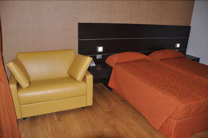 Imagen de la habitación del Hotel Rioverde. Foto 9