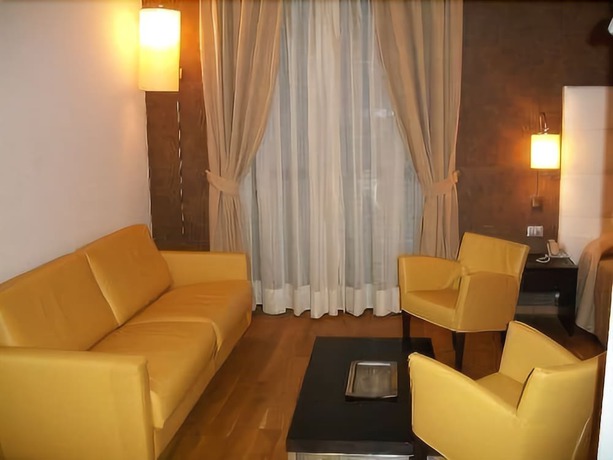 Imagen de la habitación del Hotel Rioverde. Foto 10