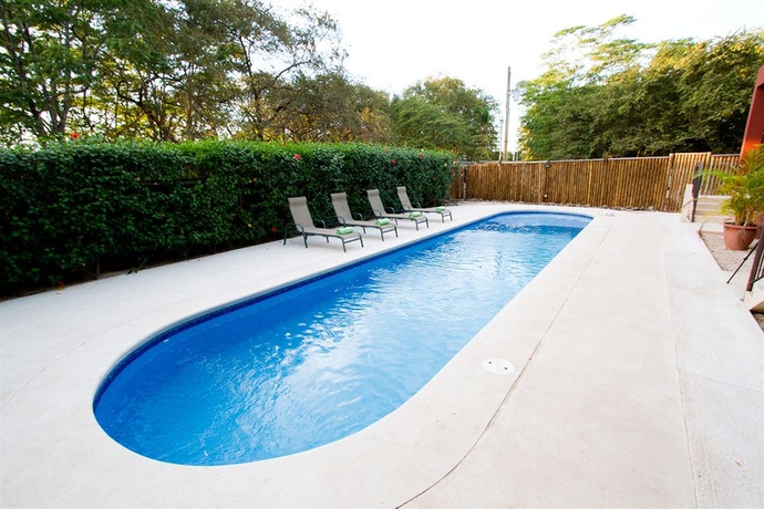 Imagen de la piscina del Hotel Ripjack Inn. Foto 13