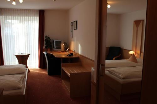 Imagen de la habitación del Hotel Ripken. Foto 6