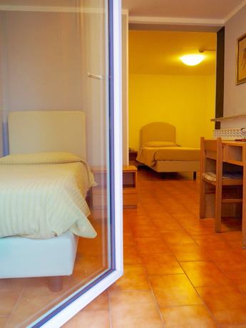 Imagen de la habitación del Hotel Riposo. Foto 9
