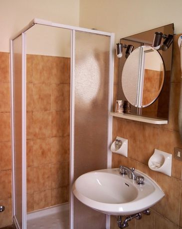 Imagen de la habitación del Hotel Riposo. Foto 15